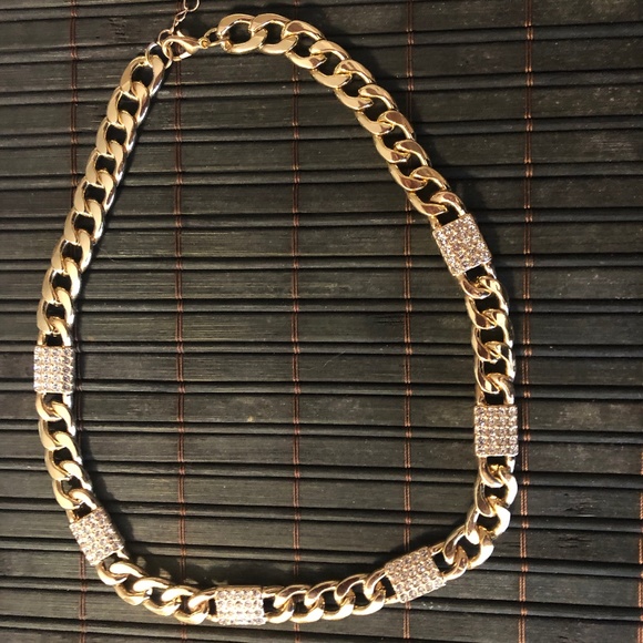 WOMEN'S GOLD NECKLACE WITH STONES - Picture 2 of 3